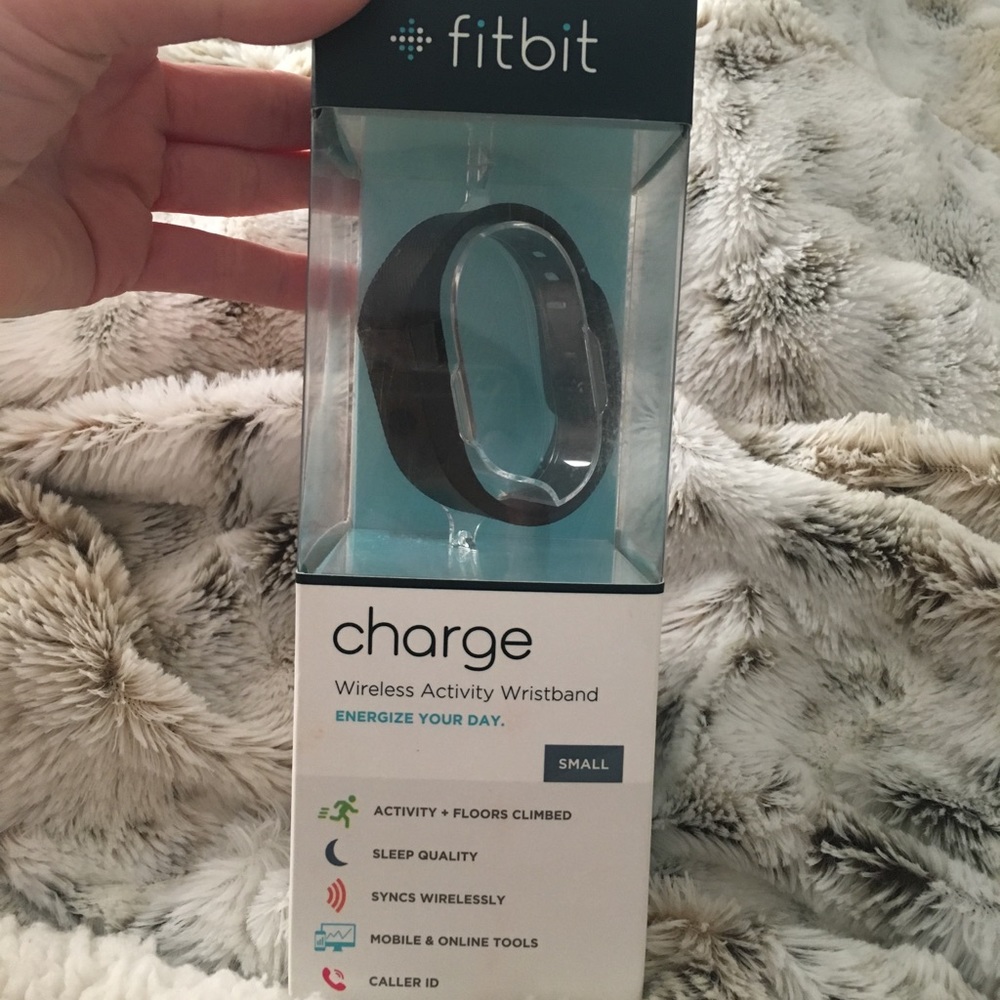 Fitbit Charge - image 1